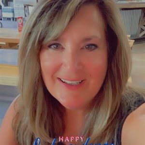 Meet your Posher, Cindy